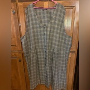 Plaid Sleeveless Button-Up Top